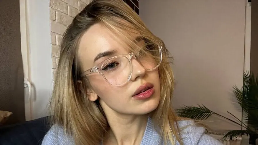 Live Sex Chat with DrewLem