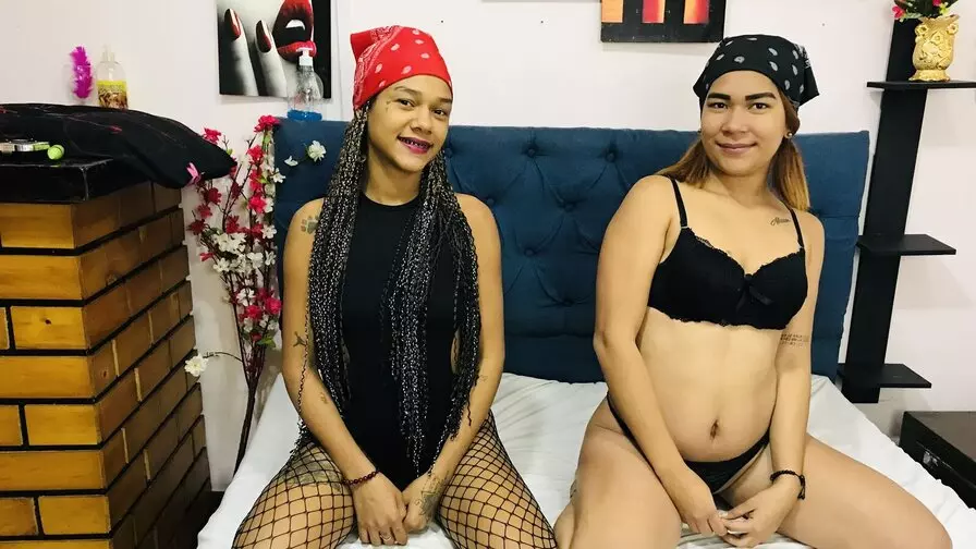 Live Sex Chat with NataliaAndDulce